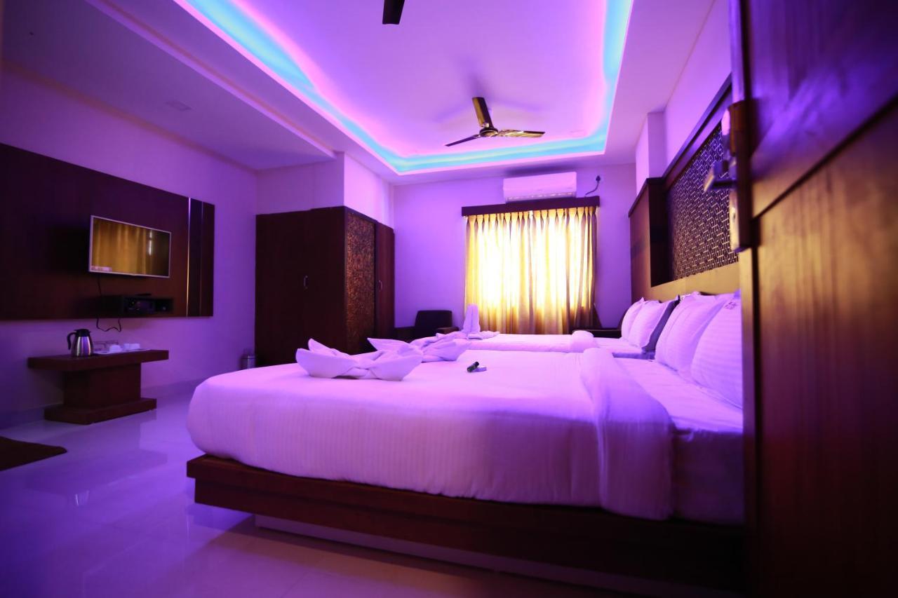 Hotel Apple Suites Bangalore Exterior foto