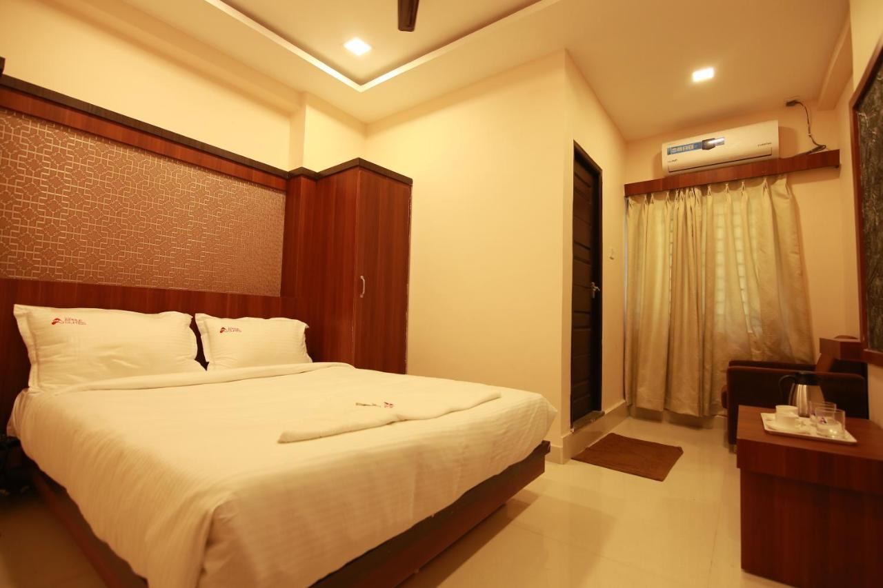 Hotel Apple Suites Bangalore Exterior foto
