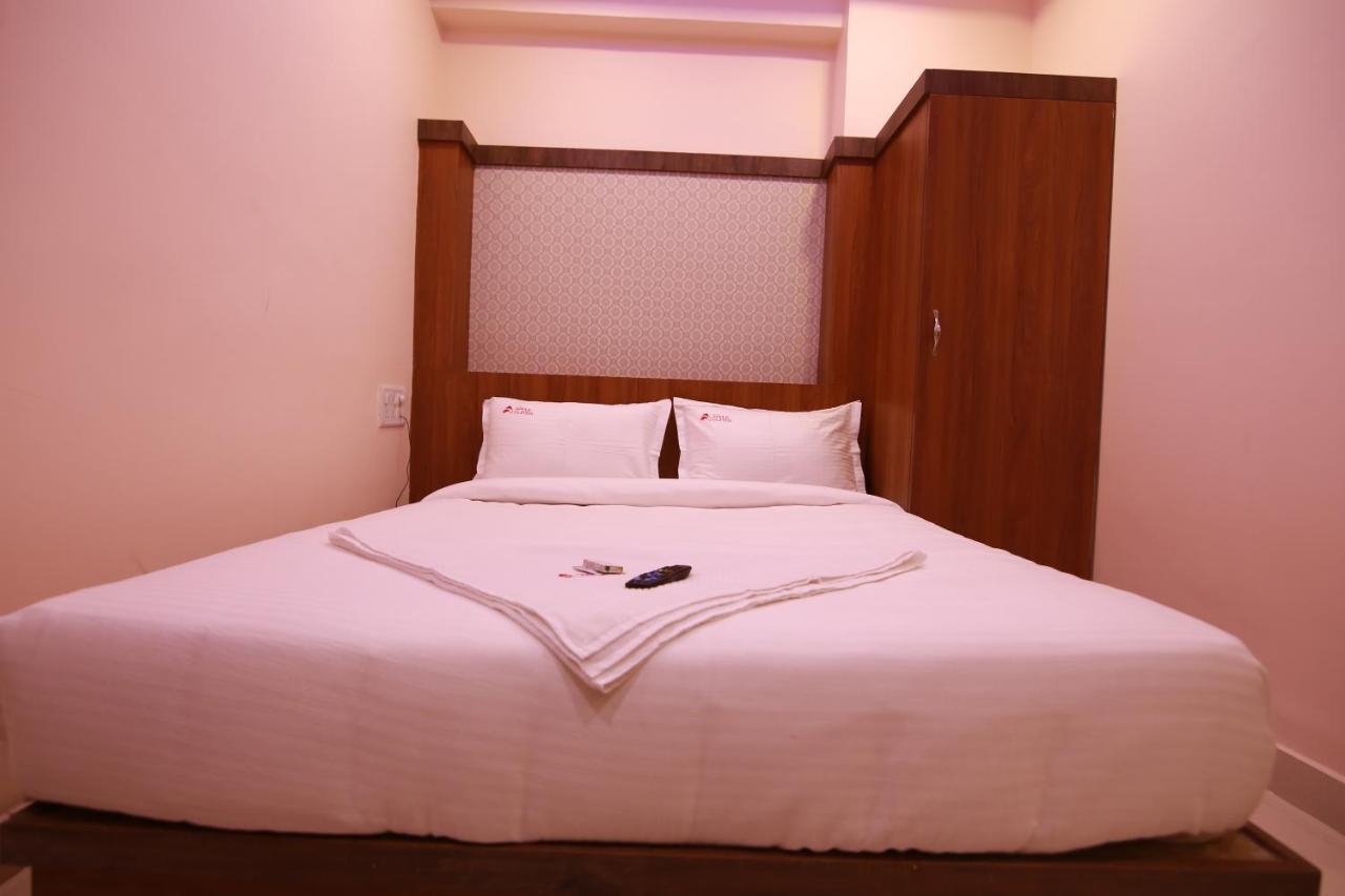 Hotel Apple Suites Bangalore Exterior foto