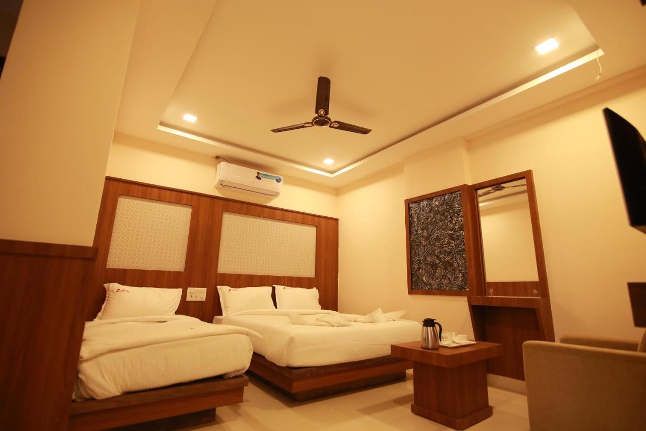 Hotel Apple Suites Bangalore Exterior foto