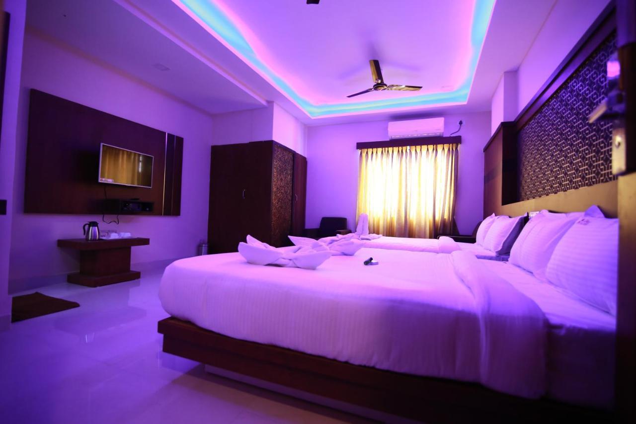 Hotel Apple Suites Bangalore Exterior foto